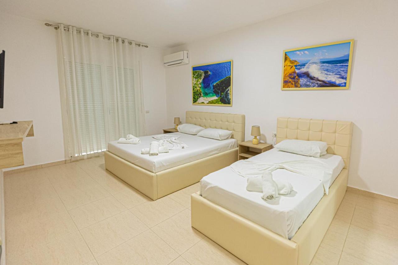 Jordan'S Hotel Vlore Exterior photo