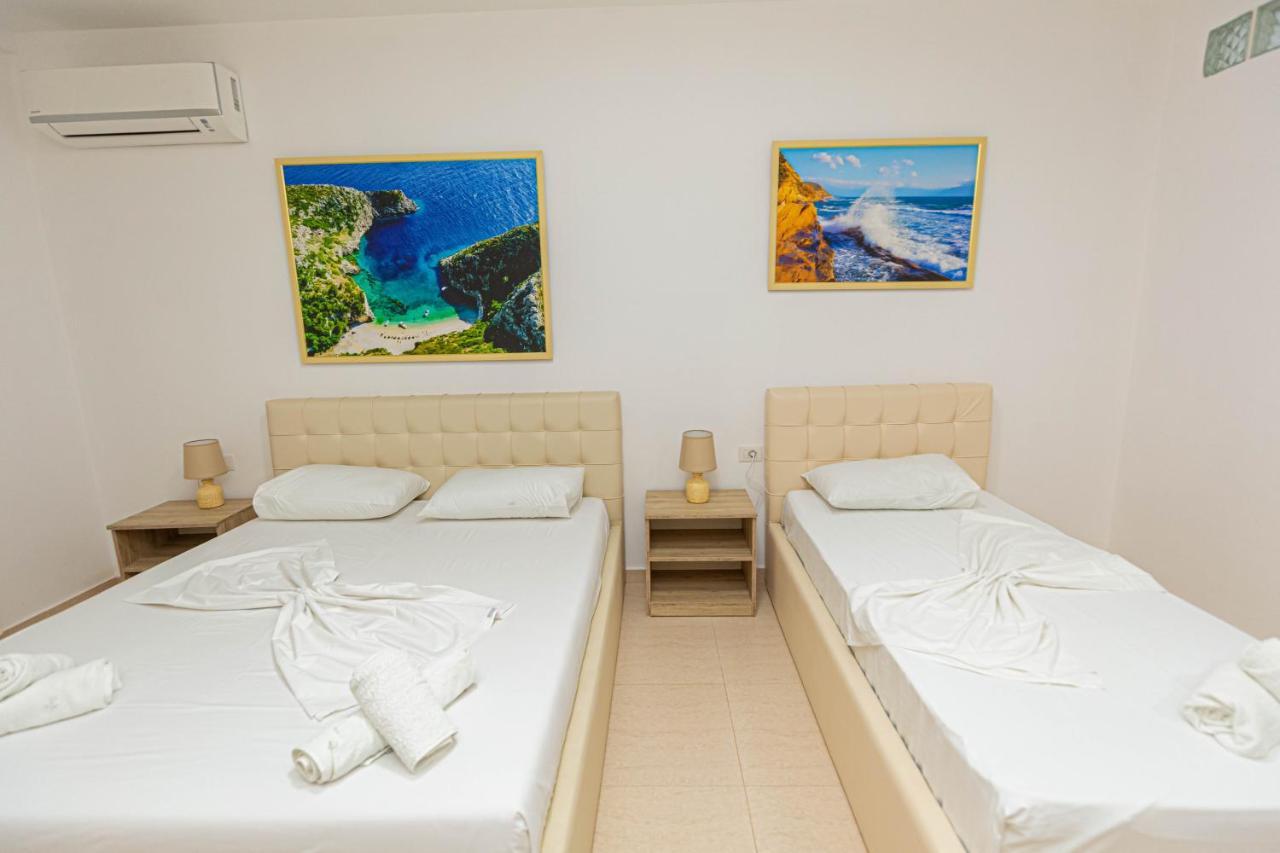 Jordan'S Hotel Vlore Exterior photo