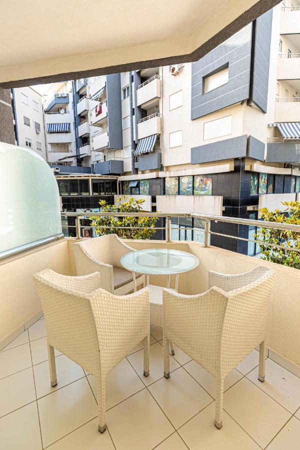 Jordan'S Hotel Vlore Exterior photo